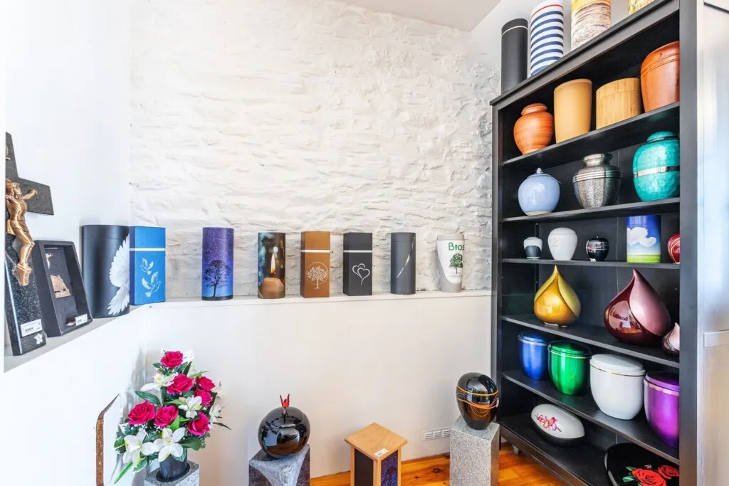 articles funéraire venant de la boutique